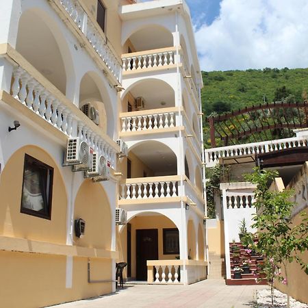Apartmani Lime Petrovac Exterior foto